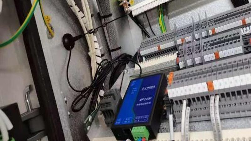 玻璃钢户外开关成套设备：揭秘其关键特性与选型要点